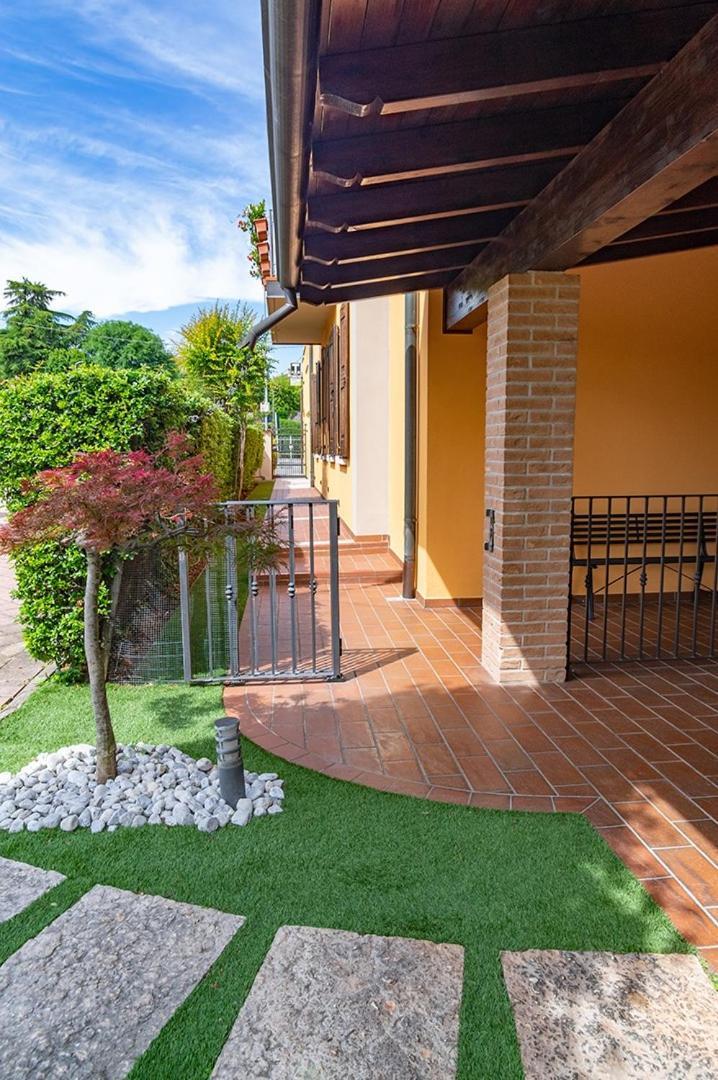 La Vecchia Tramvia Hotel Castiglione Delle Stiviere Exterior photo